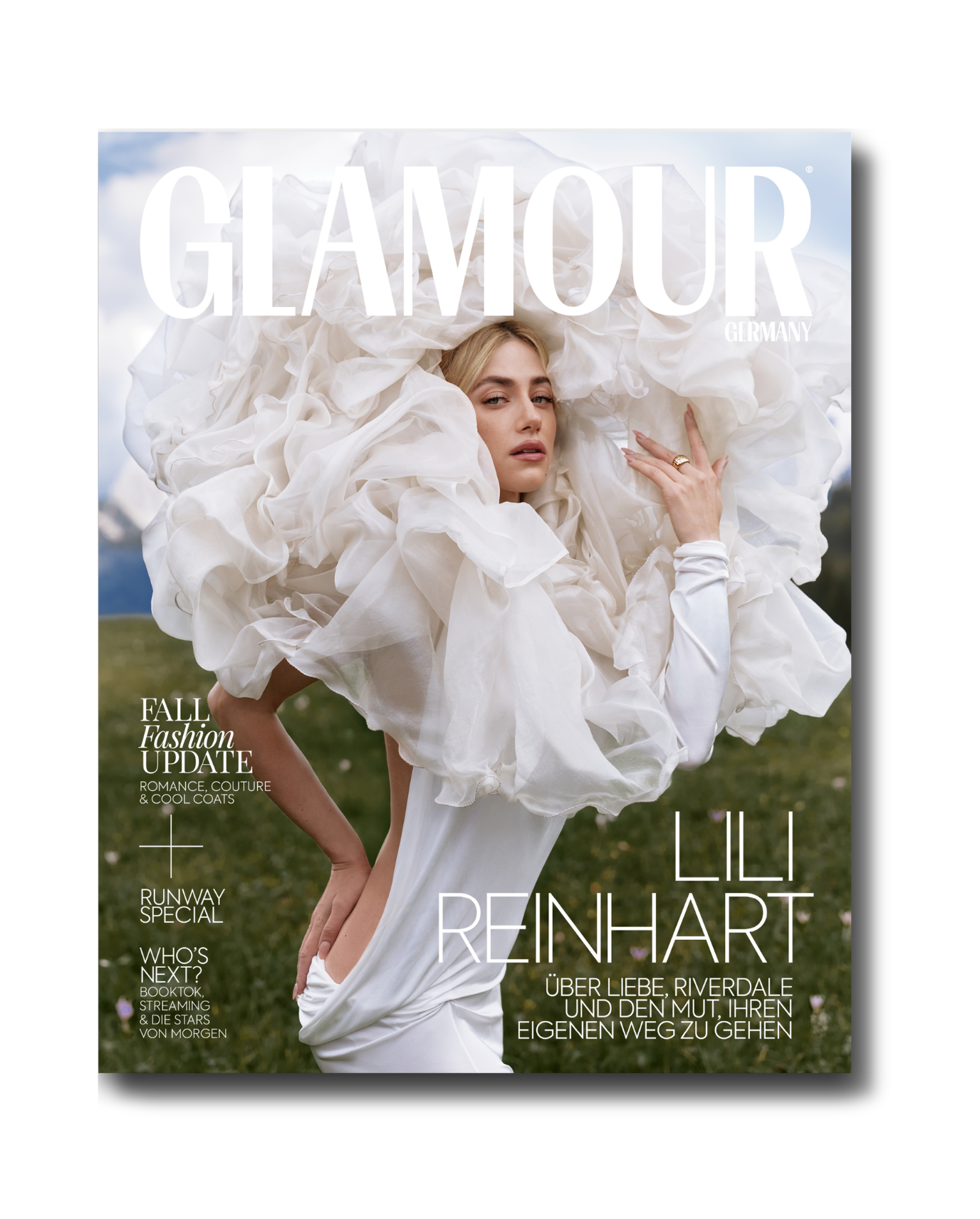 GLAMOUR_Cover_Lili_Reinhart_transparent.png